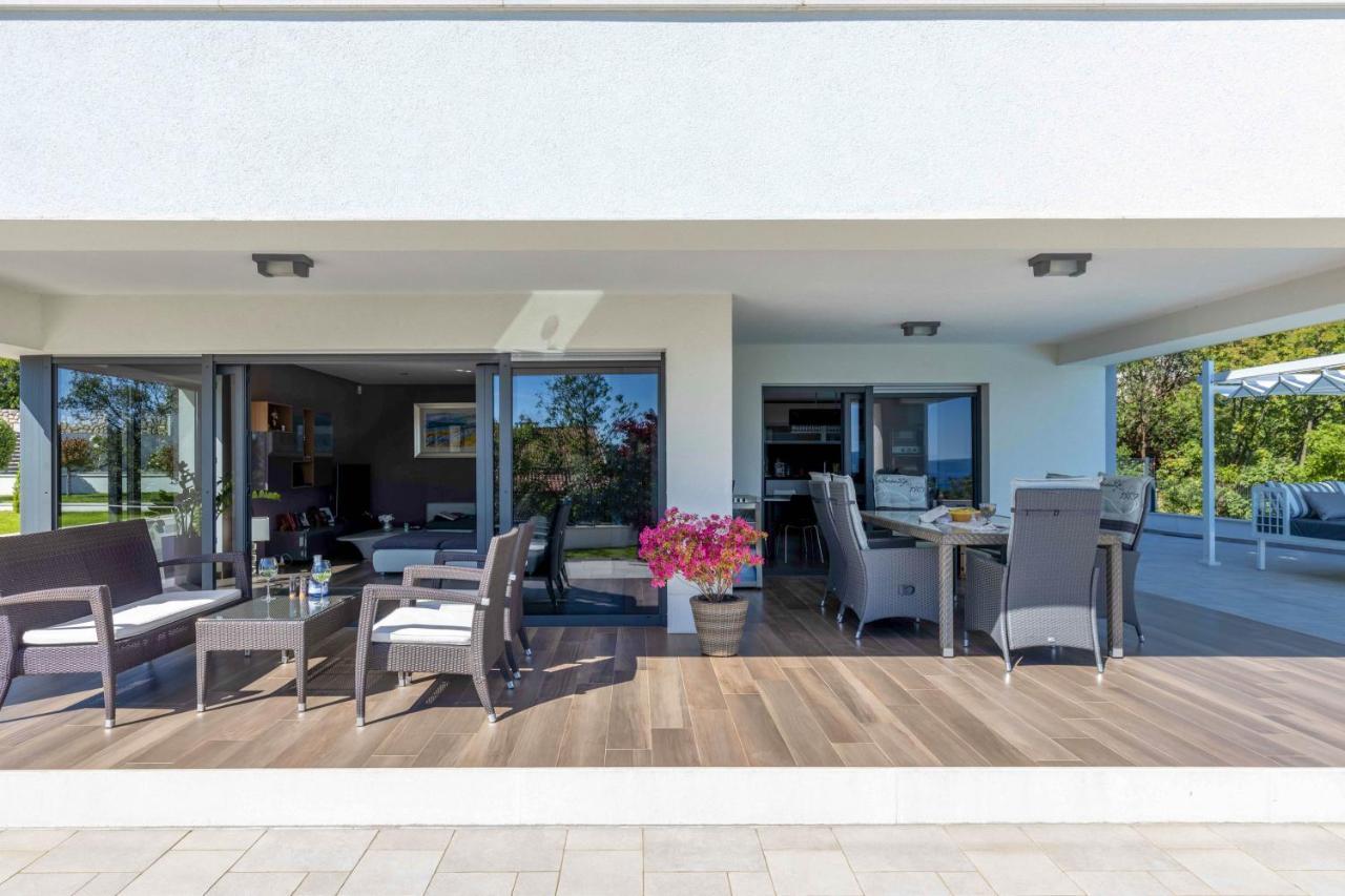 Villa Rina - Luxury Holiday Home 茨里克韦尼察 外观 照片