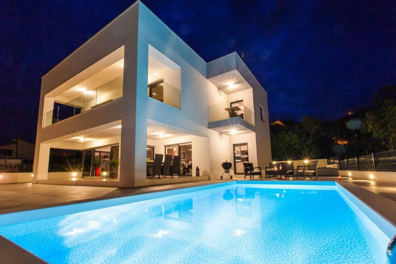 Villa Rina - Luxury Holiday Home 茨里克韦尼察 外观 照片